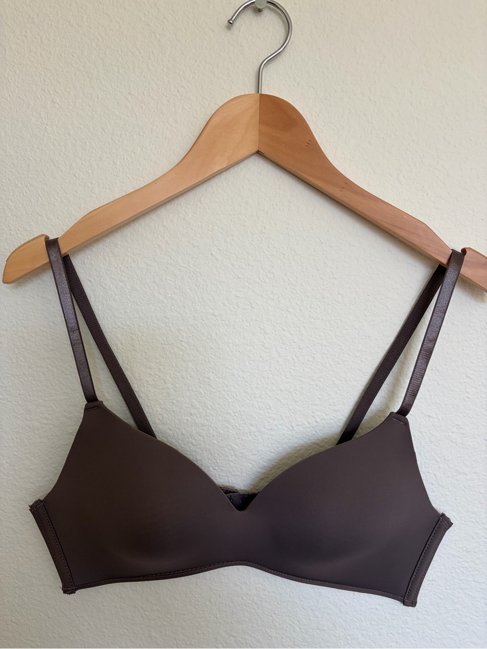 Sophie B. Wireless Molded Cup Bras 2pairs 
Dark lavender and Dusty Rose 
36B